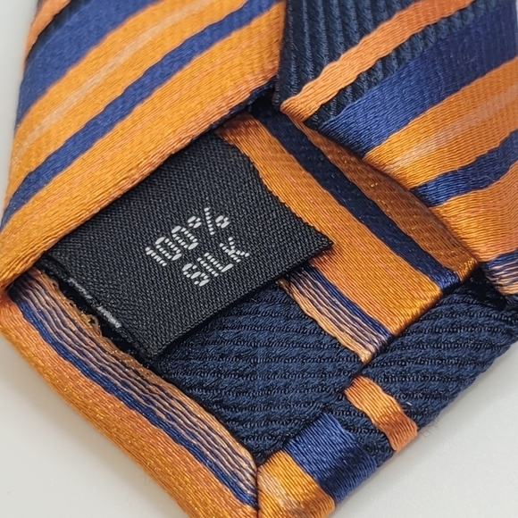 Impermeable 100% Silk Orange Nlack Stripes Men's Tie - Picture 3 of 3